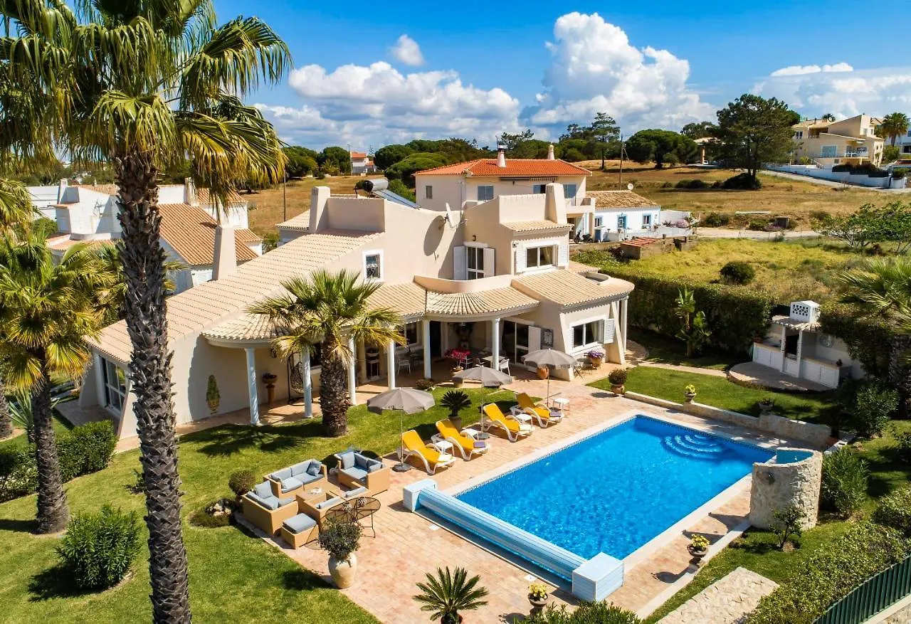 Villa Quintus Court Albufeira