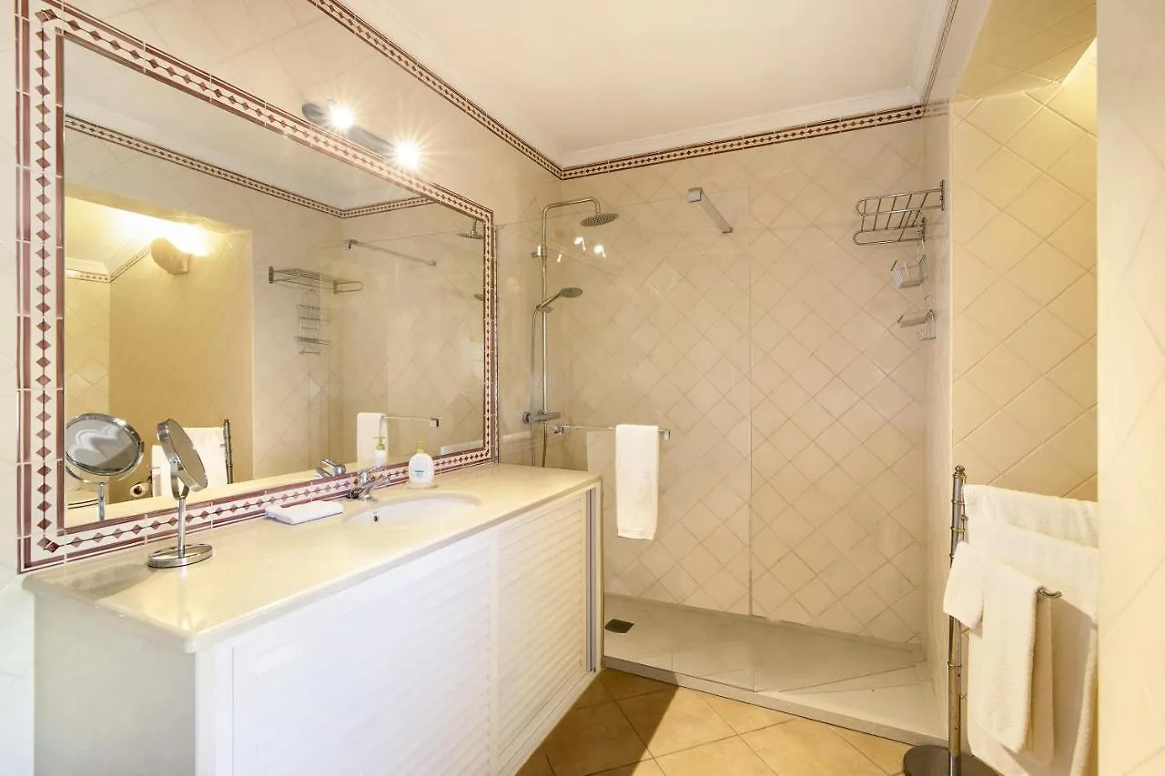 Villa Quintus Court Albufeira